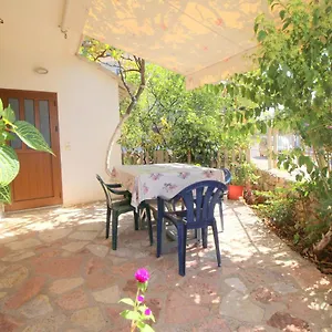 Apartment Agushi, Ksamil